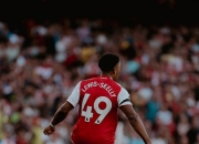 AYX官方直播-阿森纳客场大胜，争冠氛围再度被注入新活力