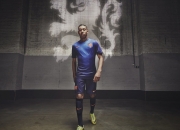 爱游戏在线-字母哥的独舞，当雄鹿的节奏成为森林狼无法破解的密码