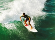 爱游戏-绿茵双线，玻利维亚高原压制与三笘薰欧冠闪耀