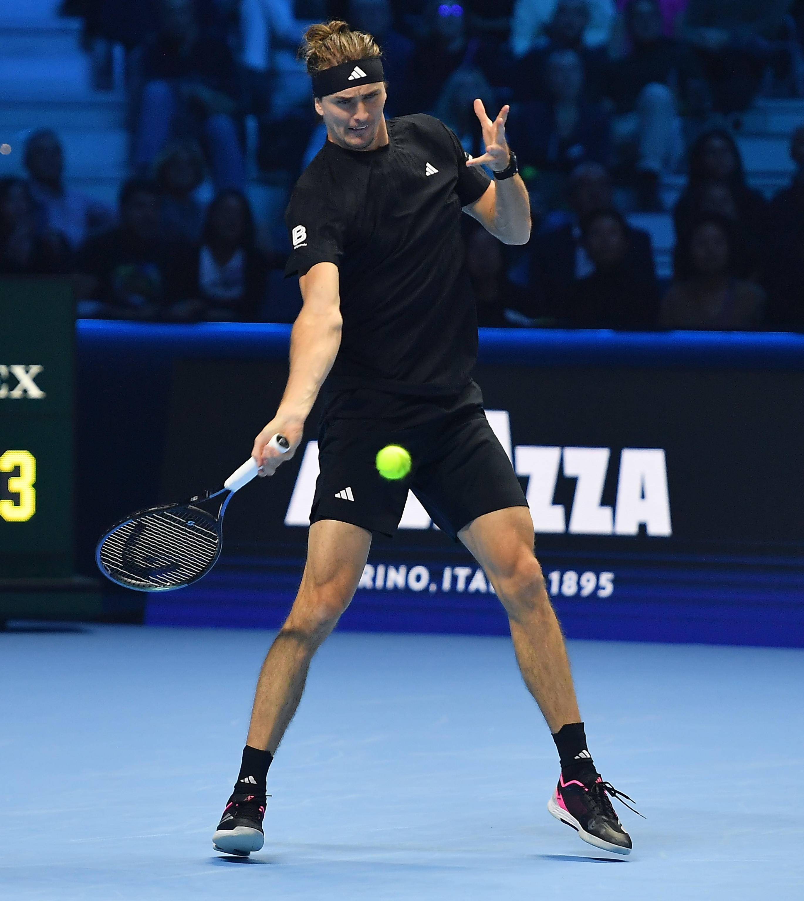 ATP总决赛横扫温网，兹维列夫高光表现