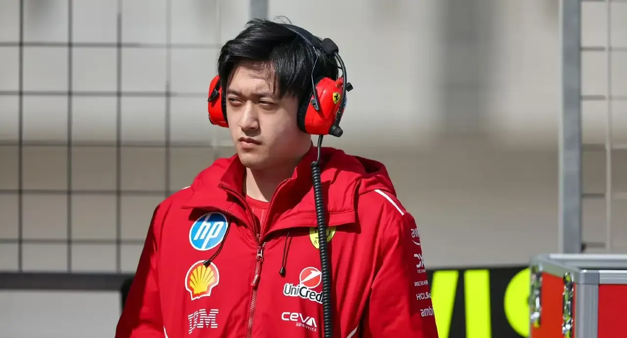 梅赛德斯逆转阿斯顿马丁,周冠宇惊艳四座 梅赛德斯逆转阿斯顿马丁,周冠宇惊艳四座