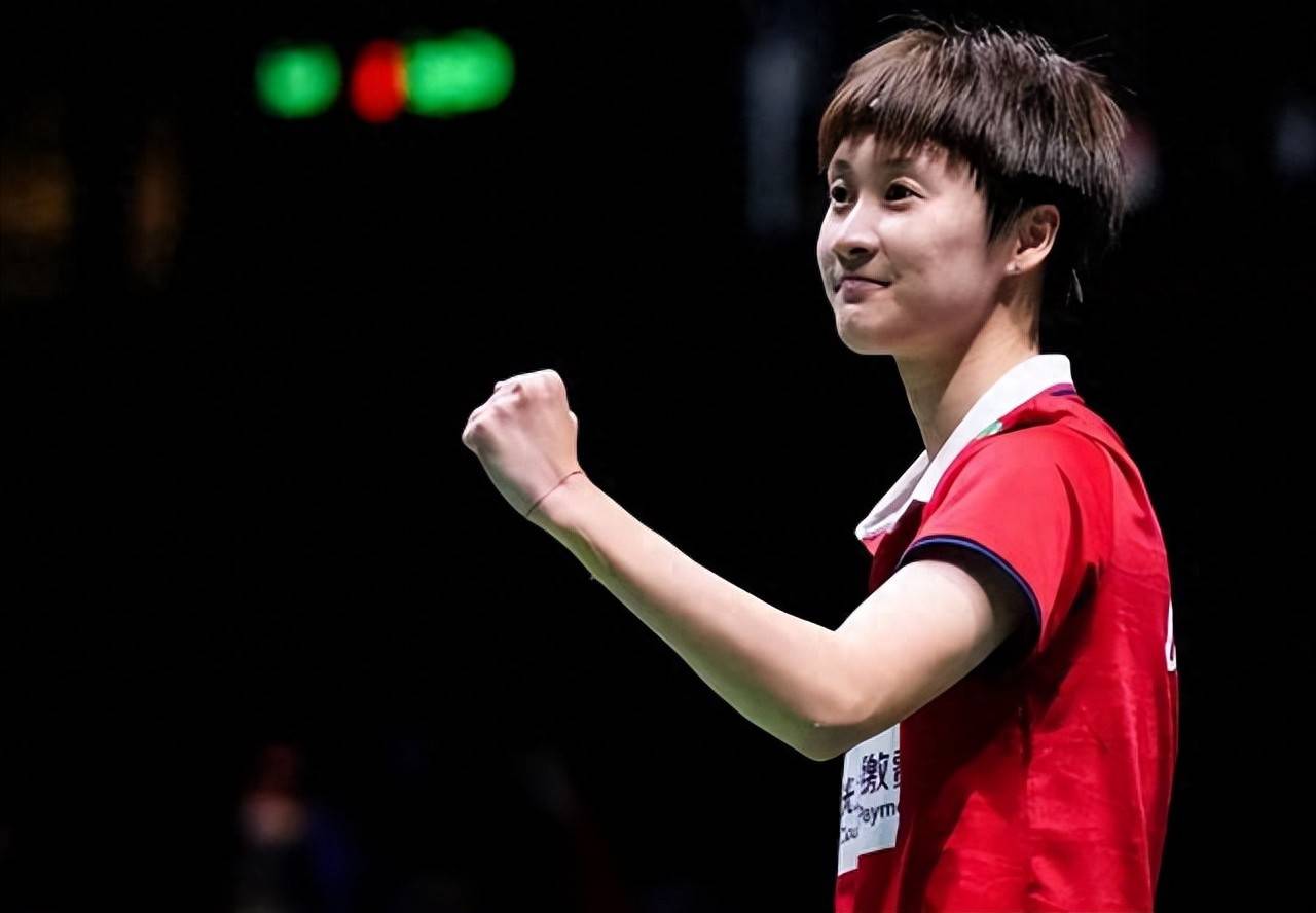 法国队翻盘韩国队，陈雨菲扛起全队