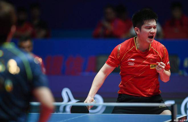 英国乒乓球队绝杀德国乒乓球队，樊振东惊艳世界