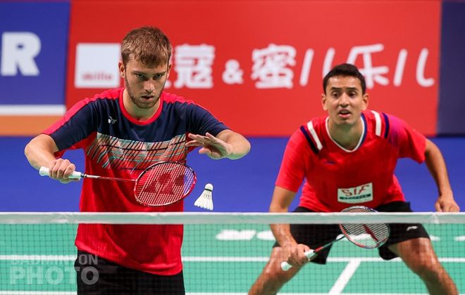 丹麦羽毛球队碾压法国羽毛球队，马琳绝境逆转