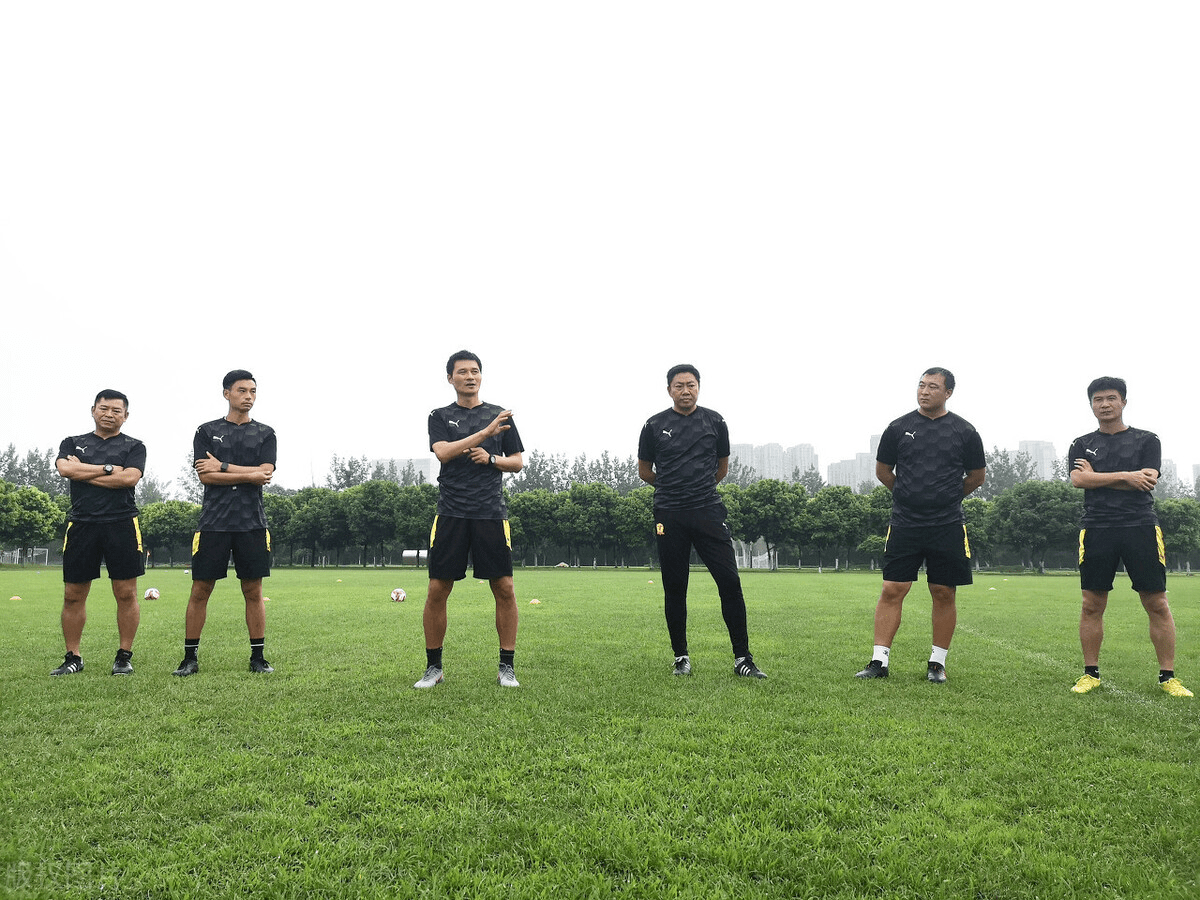 云南队主教练遇到教练团队危机