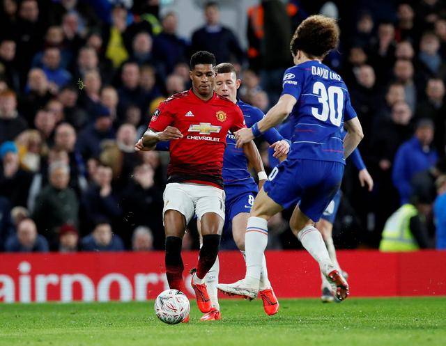 曼联遭遇切尔西，双雄对决看点十足