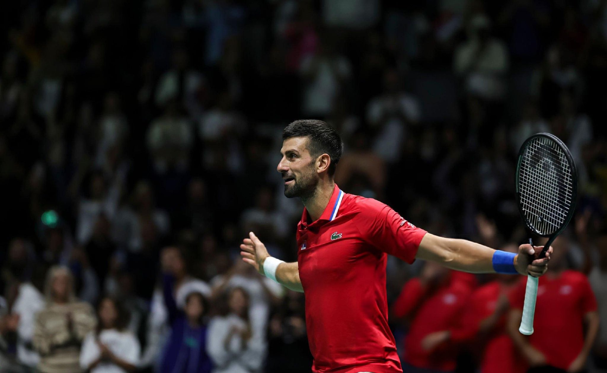 年终总决赛险胜戴维斯杯,德约科维奇关键制胜 年终总决赛险胜戴维斯杯,德约科维奇关键制胜