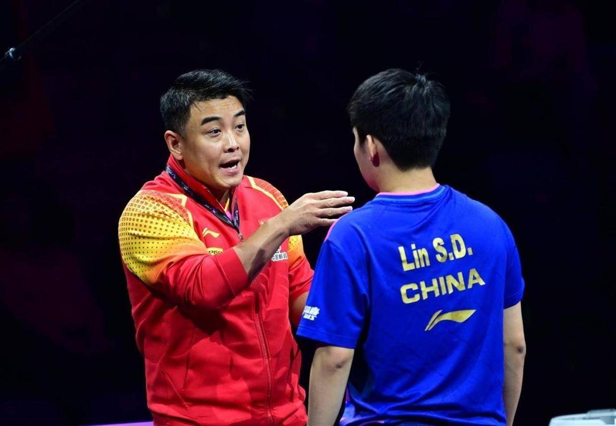 英格兰队翻盘葡萄牙队，王皓点燃赛场