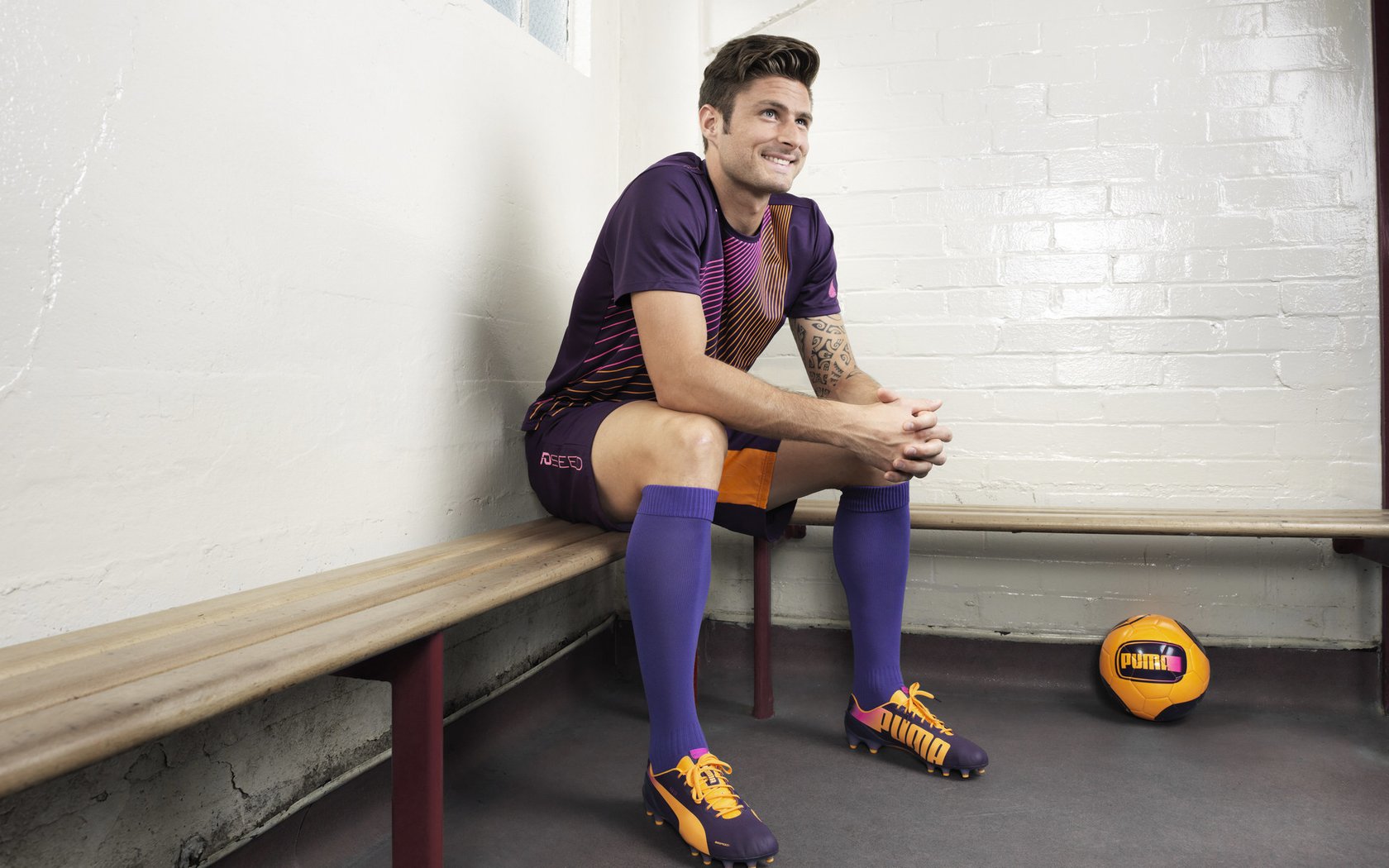 世界排名争夺战之夜，欧文彻底打爆防线，独舞绿茵的魔术师