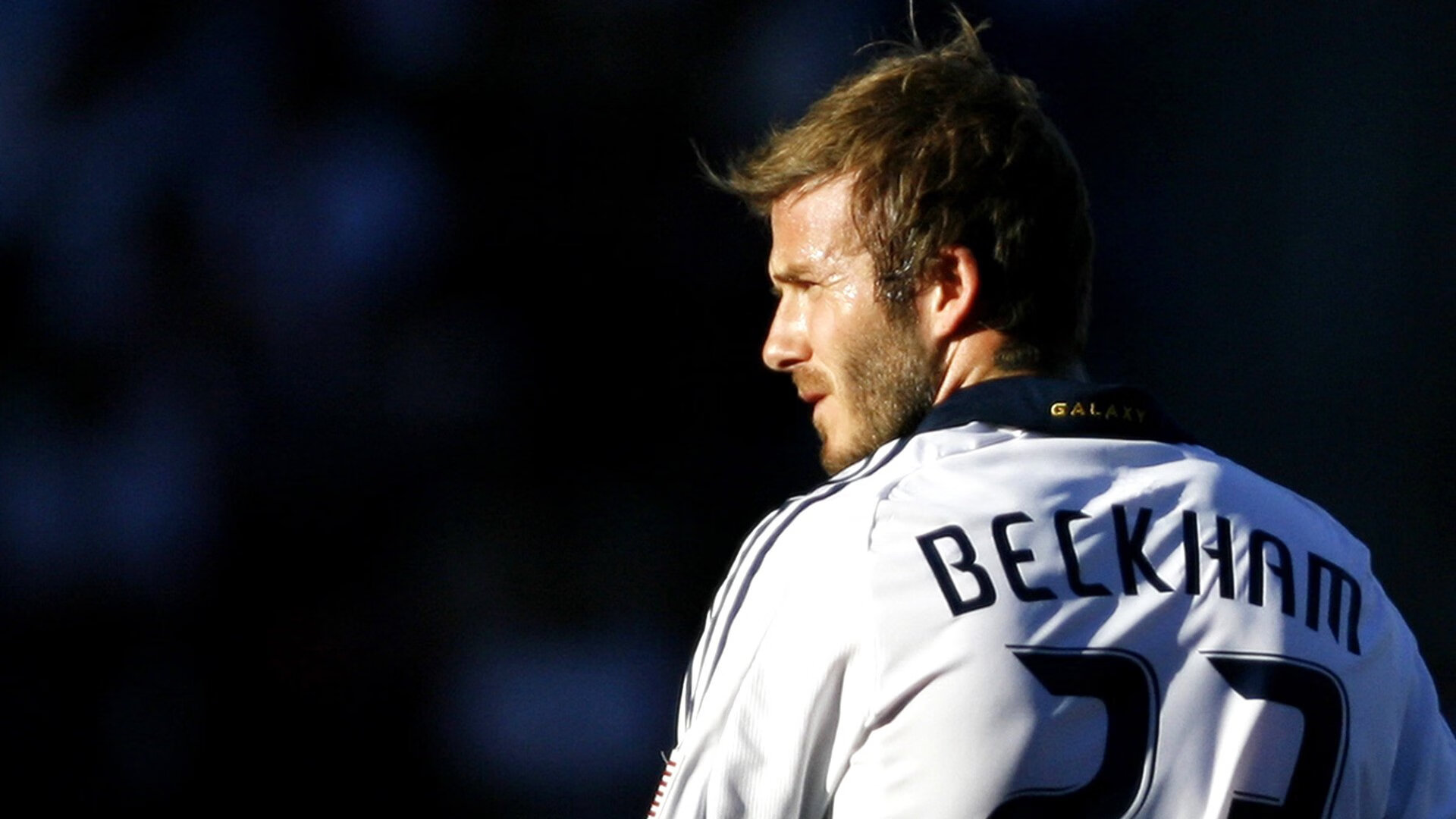 玻利维亚对阵卡塔尔，基耶萨在压力下完成爆发，诠释足球的韧性之美