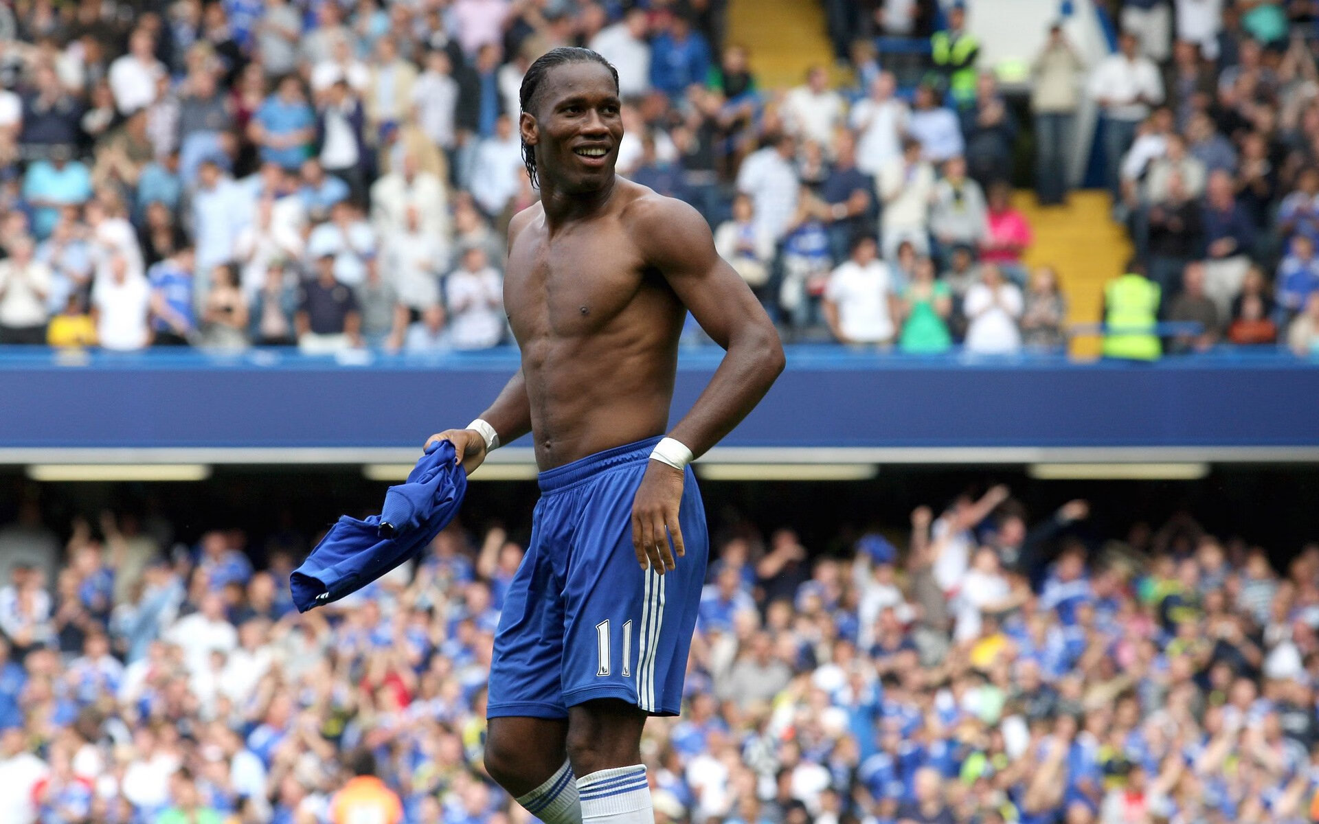 冰与火的交锋，韩国队轻取日本队，安赛龙点燃赛场